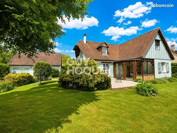 Propriété 5 pièces 148 m²