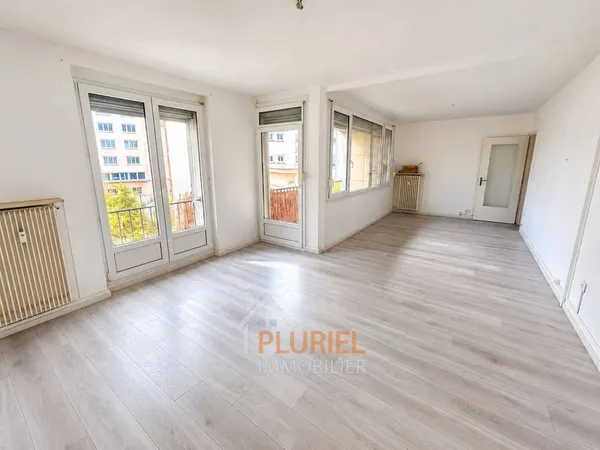 Appartement 2 pièces 67 m²