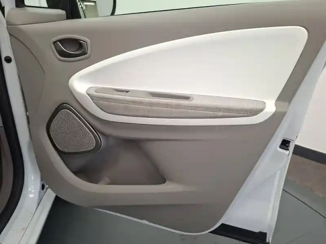 Renault Zoé zoe r90 — photo 21