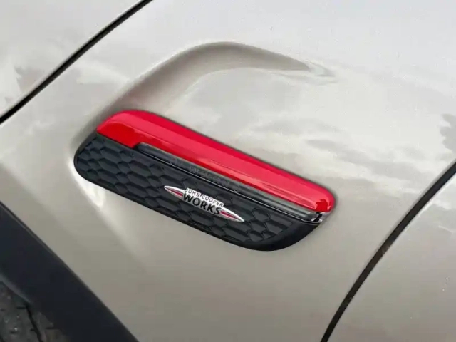 Mini Mini cabriolet john cooper works 231 ch bva8 — photo 32
