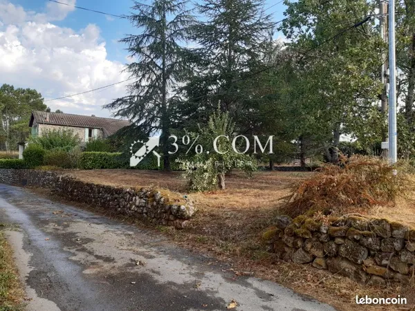 Terrain 525 m² Lablachère