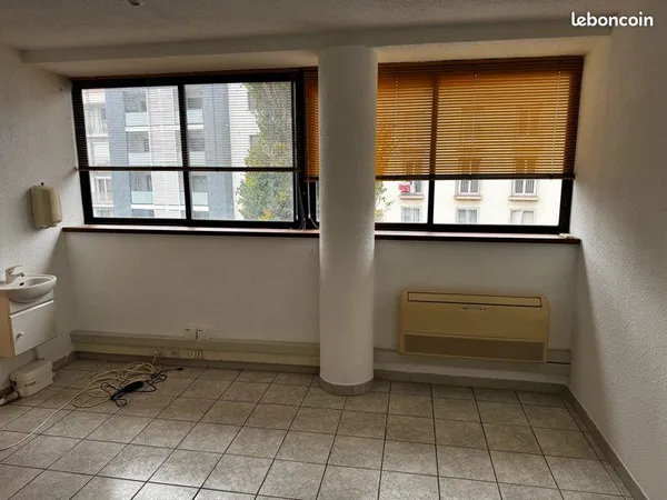 Loue bureau professionnel