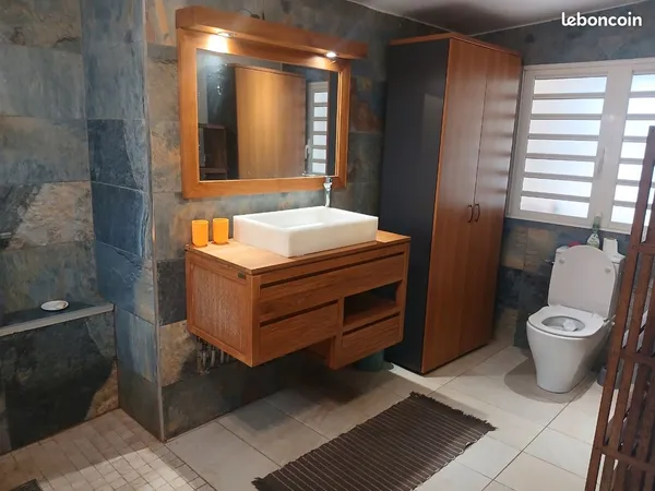 Location f4 meublé secteur résidentiel à la rivière saint louis
