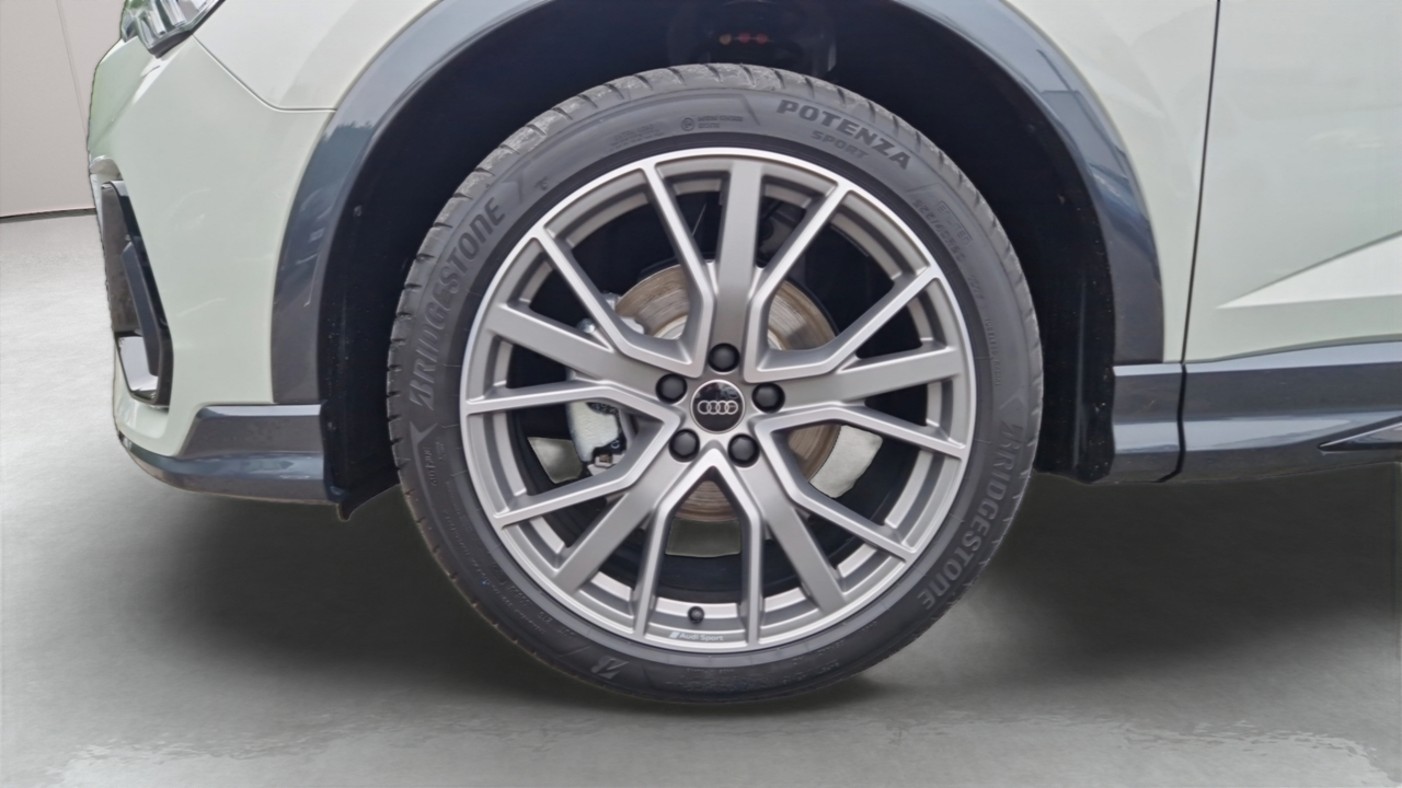 Audi Q3 Sportback 35 TFSI 150 ch S tronic 7 — photo 13