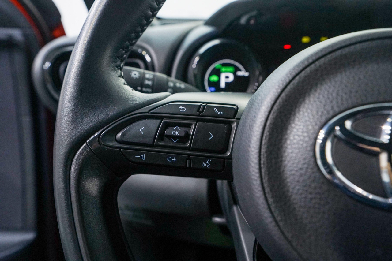 Toyota Yaris 4 — photo 20