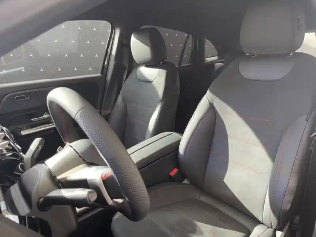 Mercedes Eqa 250+ — photo 14