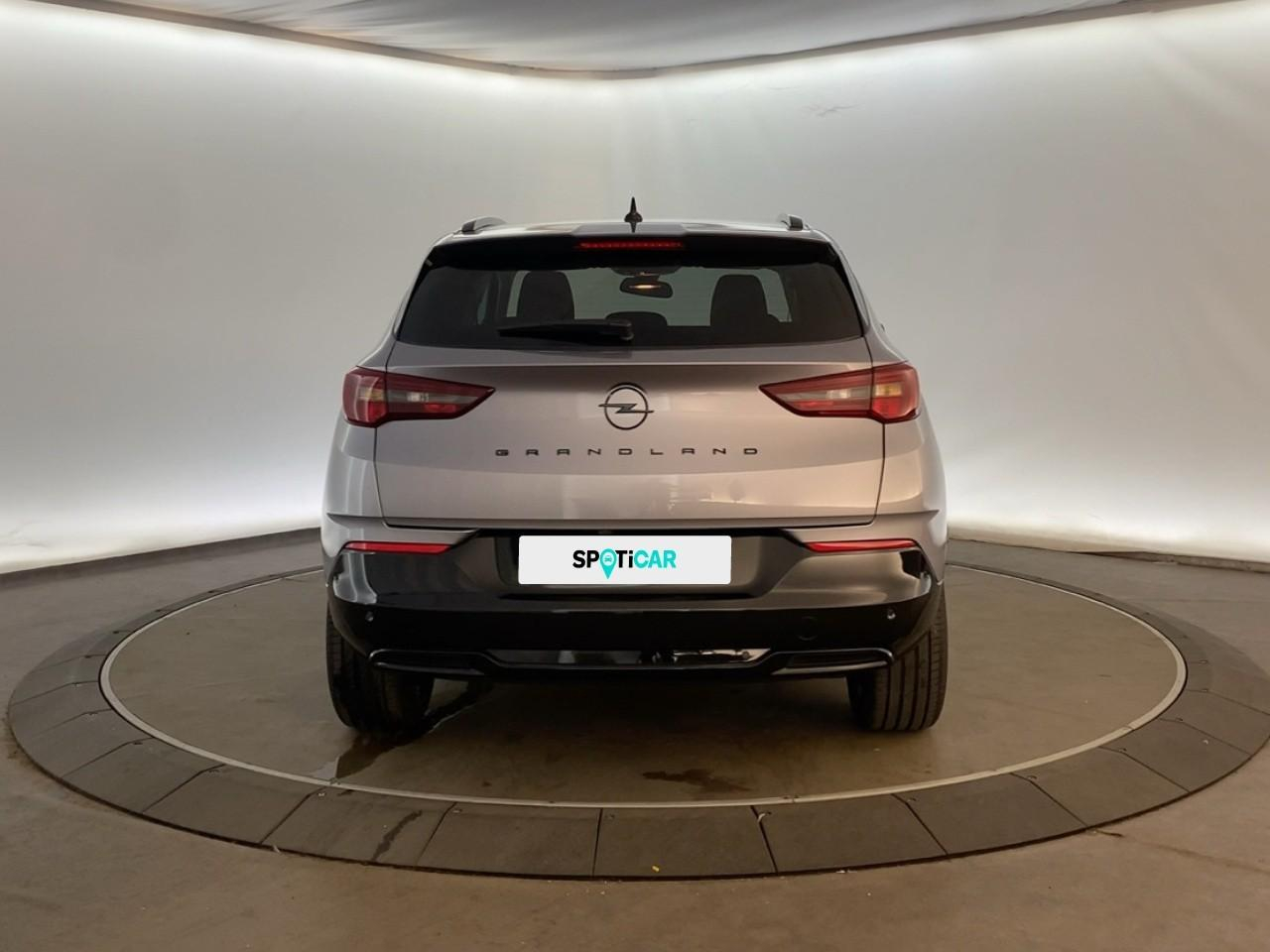Opel Grandland 1.2 turbo 130 ch gs light — photo 5