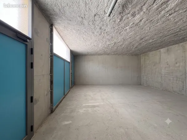 Local commercial 80 m² Saint-Médard-en-Jalles