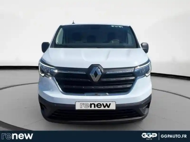 Renault Trafic fg l1h1 2t8 2.0 blue dci 130ch confort — photo 8
