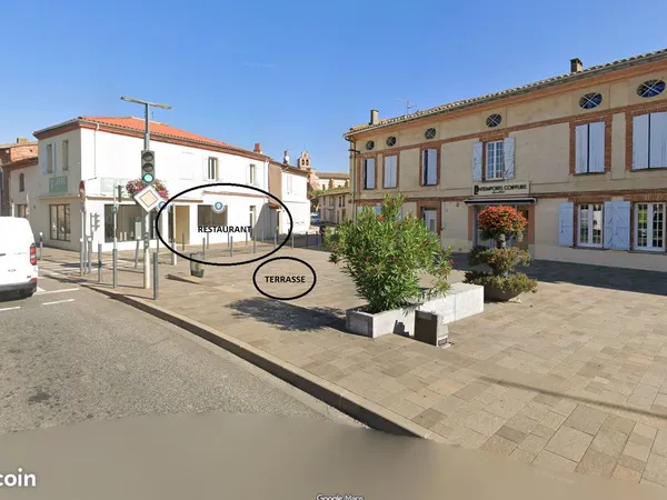 LOCAL COMMERCIAL - HYPER CENTRE SAINT-JORY - 120 m² - EMPLACEMENT N°1