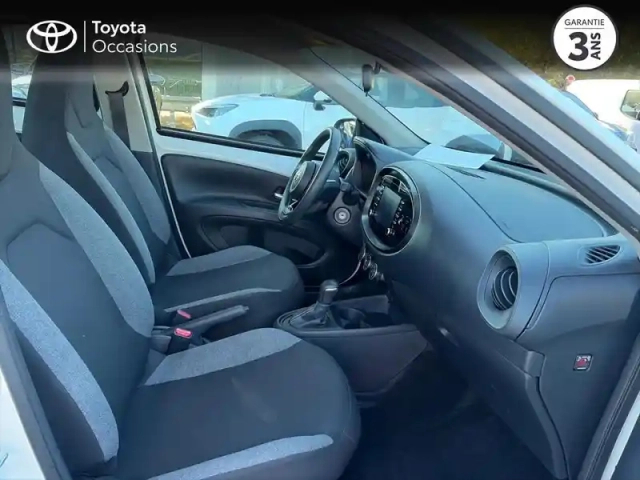 Toyota Aygo X 1.0 vvt-i 72ch dynamic s-cvt — photo 6