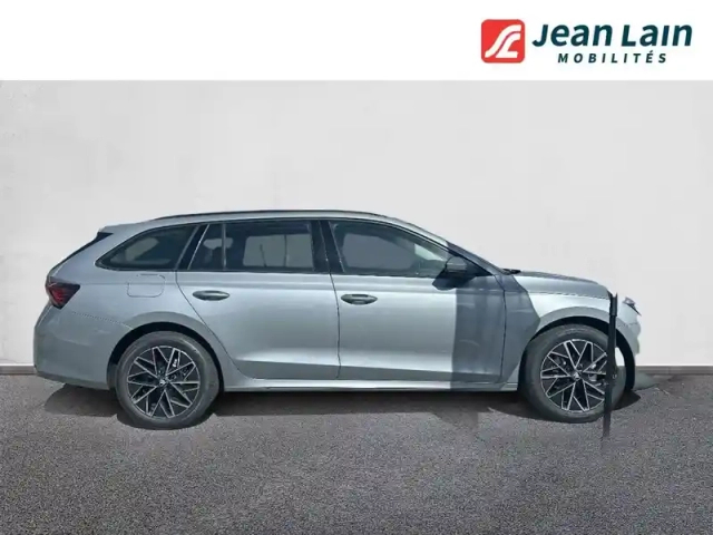 Skoda Octavia combi 1.5 tsi hybrid 150 ch act dsg7 — photo 4