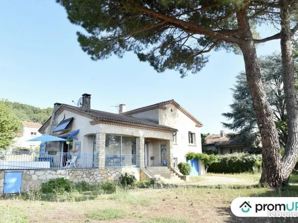 Villa 6 pièces 168 m²