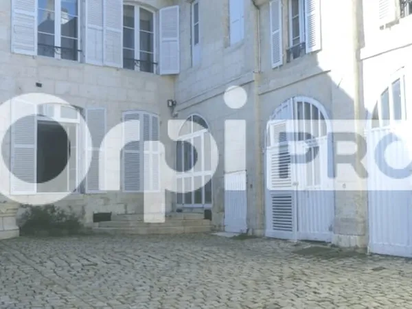 Bureaux 195 m²