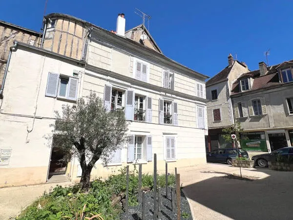 Appartement 2 pièces 115 m²