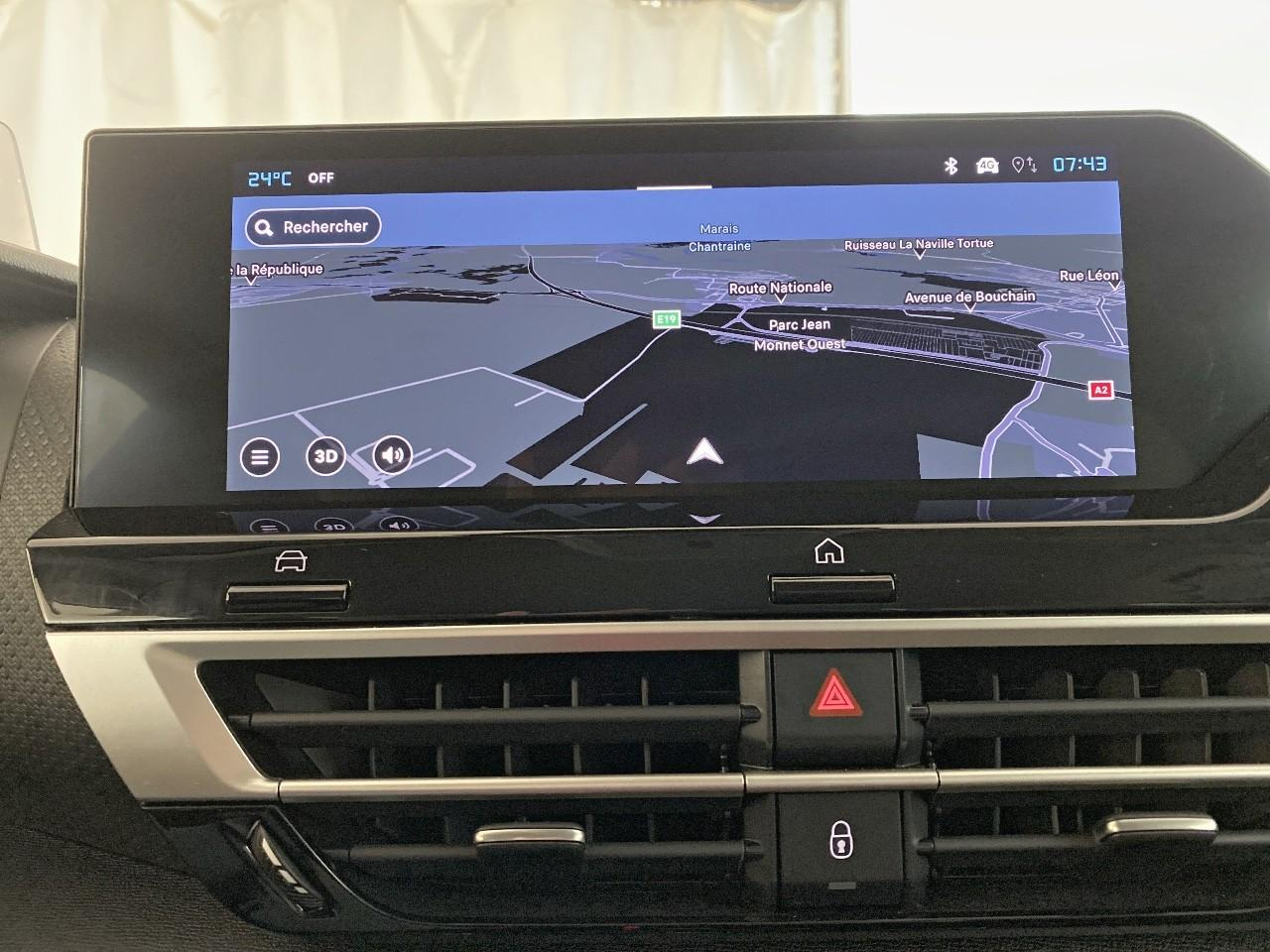 Citroën C4 hybride 136 e-dcs6 max — photo 16