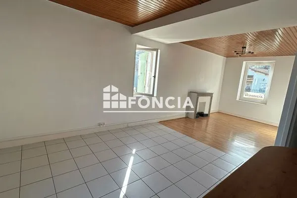 Appartement 5 pièces 77 m²