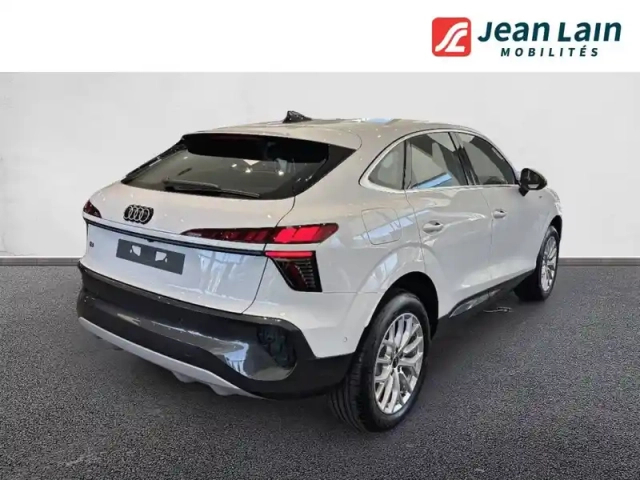 Audi Q3 sportback e-hybrid 272 ch s tronic 6 — photo 5