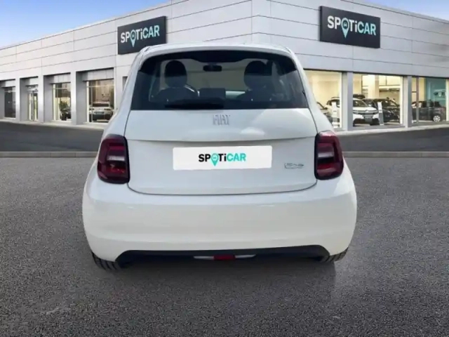 Fiat 500 e 118ch my23 — photo 5