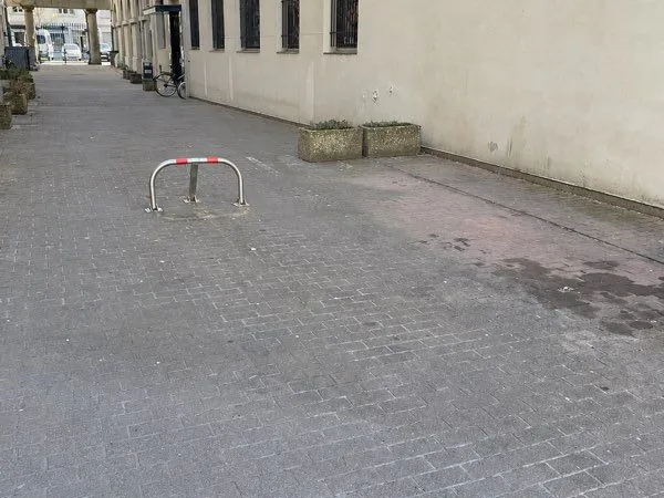 Parking, rue des Magasins