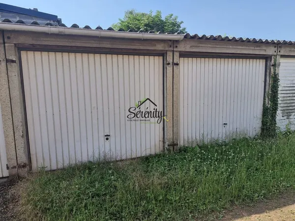 À VENDRE  LOT DE 2 GARAGES LOUÉS  BILLY-MONTIGNY
