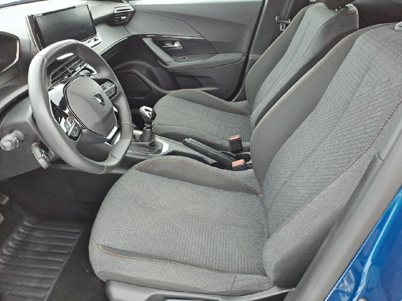 Peugeot 2008 100 s&s bvm6 style — photo 9