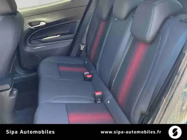 Alfa Romeo Junior elettrica 156 ch — photo 12