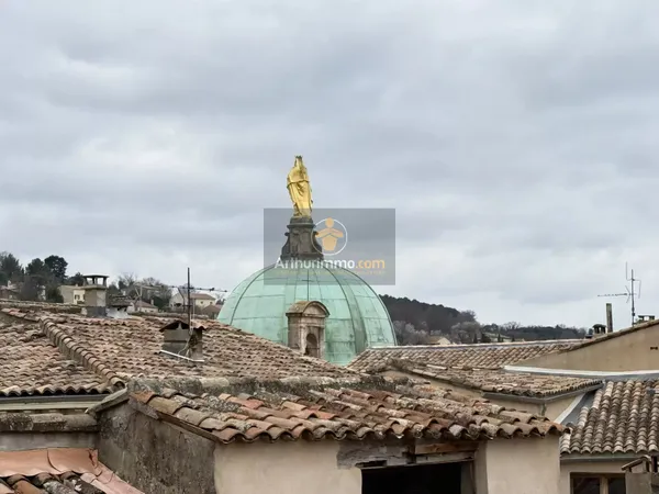 Immeuble de caractère à fort potentiel – Centre d’Apt (84400)