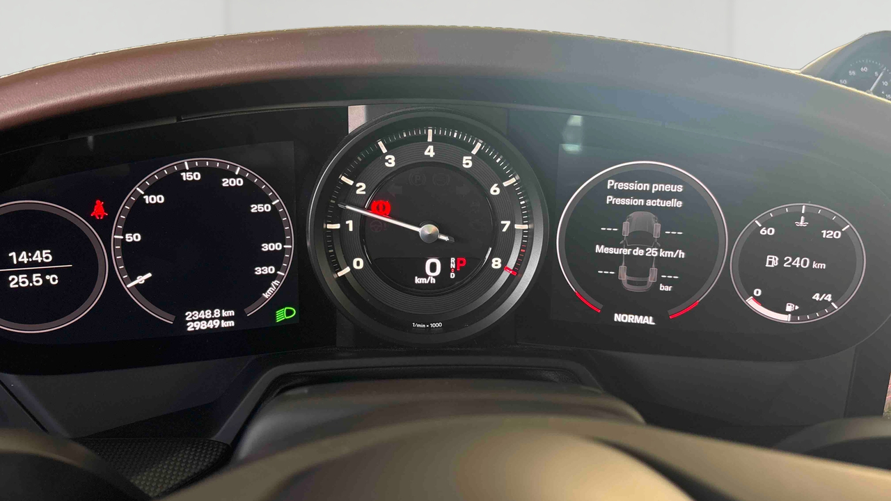 Porsche 911 Carrera 4S Cabriolet 3.0i 450 PDK — photo 16