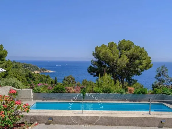 Maison 7 pièces 192 m²