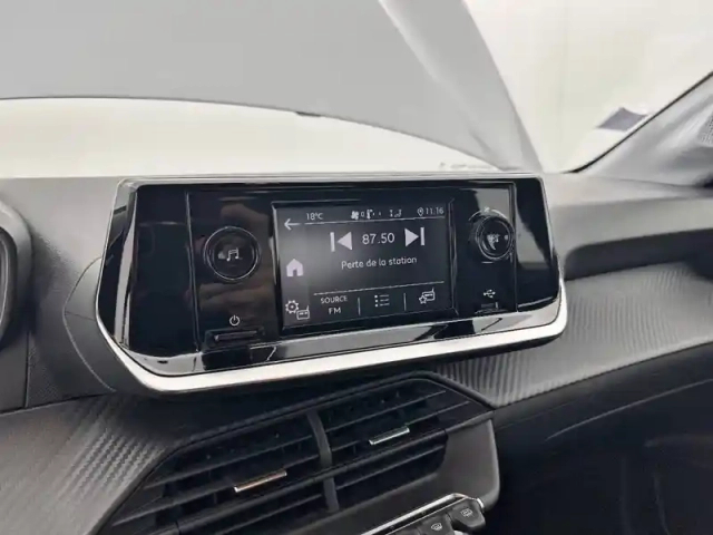 Peugeot 208 puretech 75 s&amp;s bvm5 — photo 92