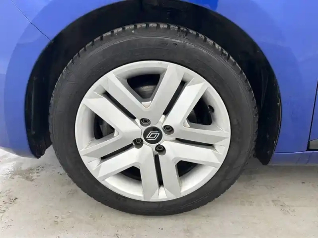 Renault Clio blue dci 100 ch gsr2 — photo 37