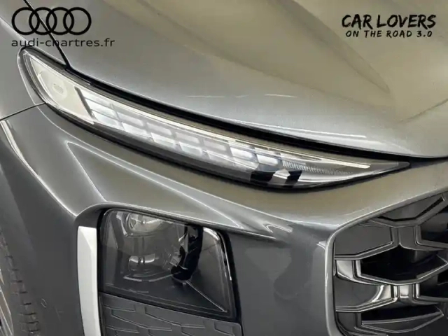 Audi Q3 e-hybrid 272 ch s tronic 6 — photo 9