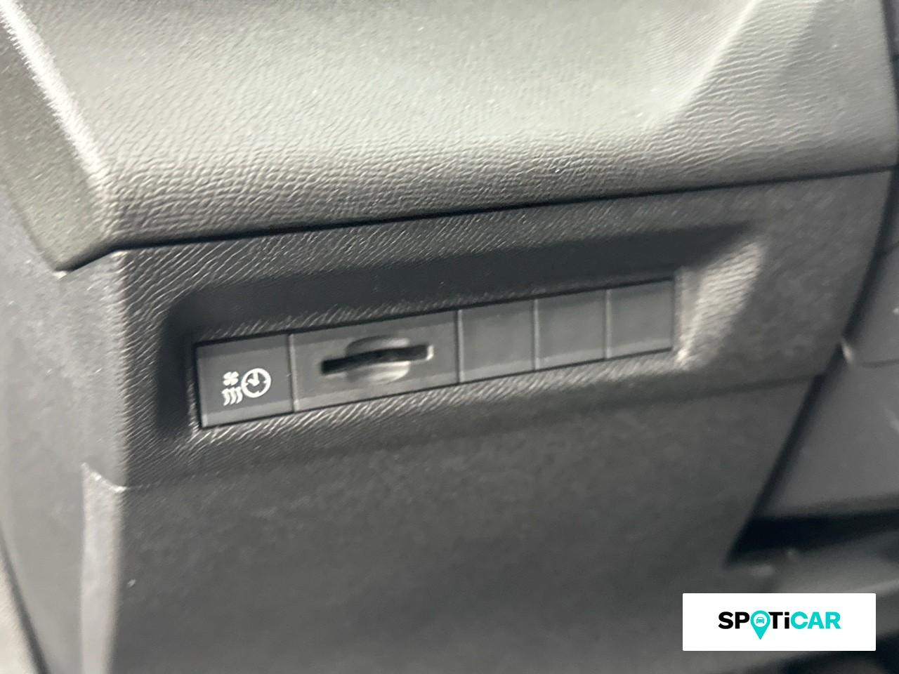 Peugeot 308 e-308 156ch batterie 54 kwh gt — photo 18