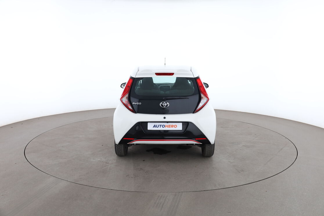 Toyota Aygo 1.0 VVT-i X-Play — photo 4