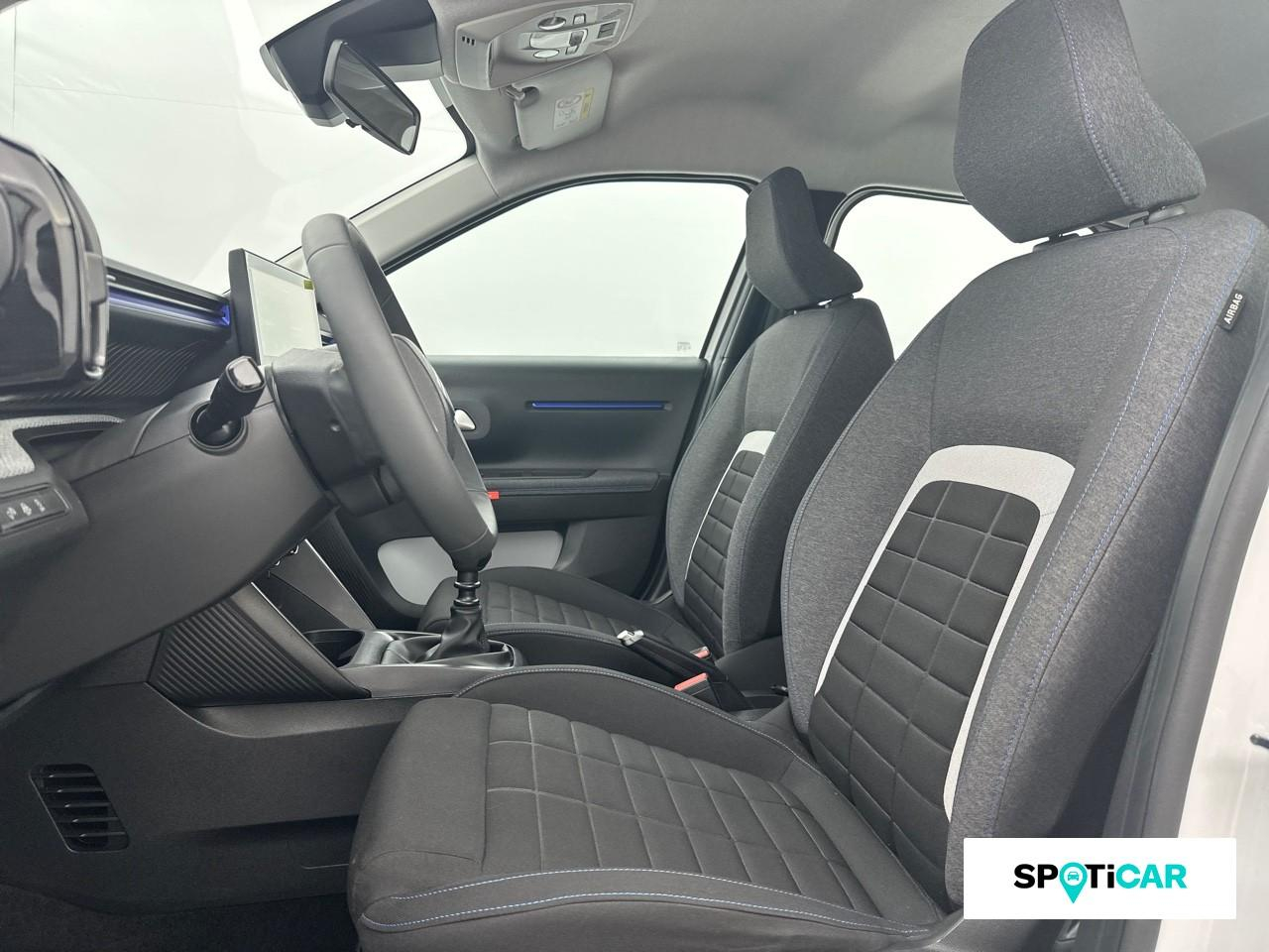 Citroën C3 1.2 turbo 100ch plus — photo 9