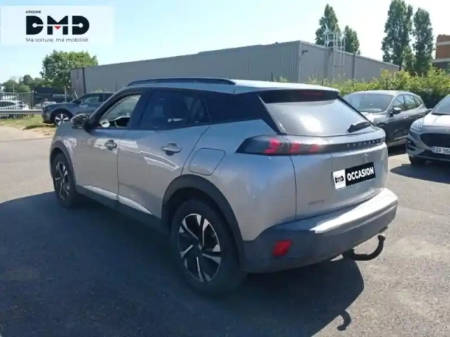 Peugeot 2008 1.5 bluehdi 130ch s&amp;s allure eat8 125g — photo 3