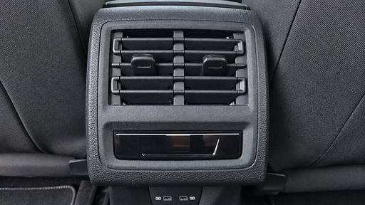 Volkswagen Golf 1.5 eTSI OPF 150 DSG7 - Style – 2023 – 44970 km – Hybride essence – Boîte Automatique — photo 3