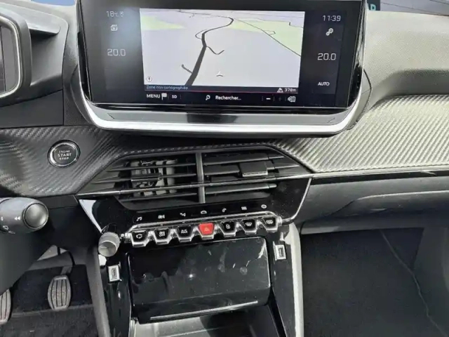 Peugeot 2008 bluehdi 100 s&amp;s bvm6 allure — photo 9