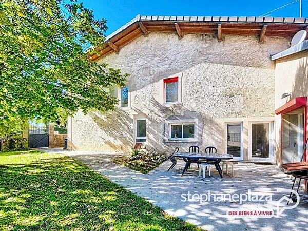 Maison 5 pièces 180 m² à CEIGNES