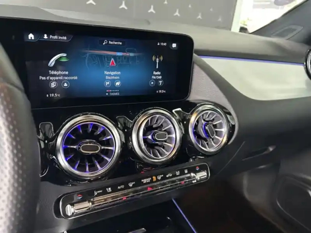 Mercedes Gla 250 e amg line — photo 15