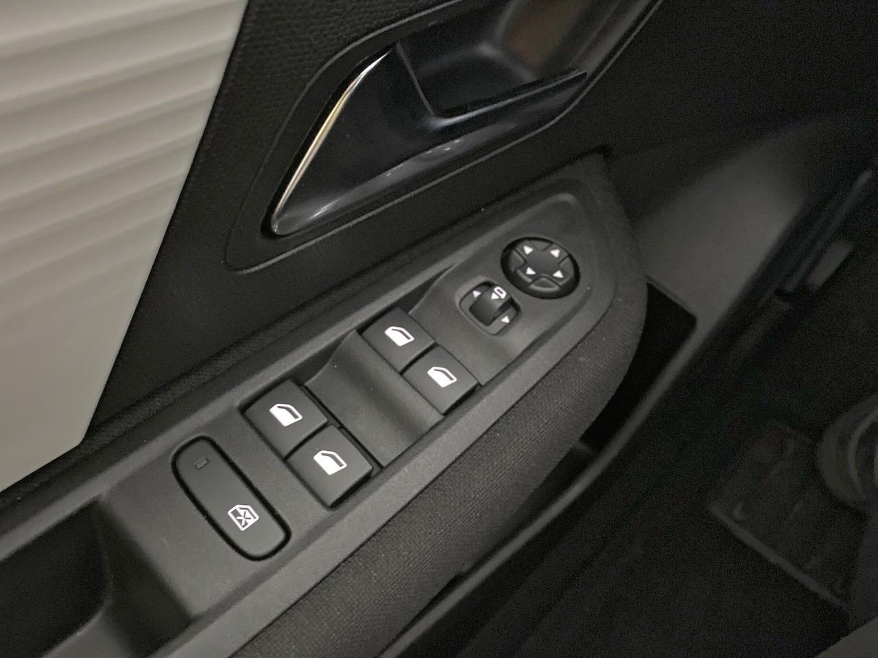 Citroën C4 hybride 136 e-dcs6 plus — photo 20