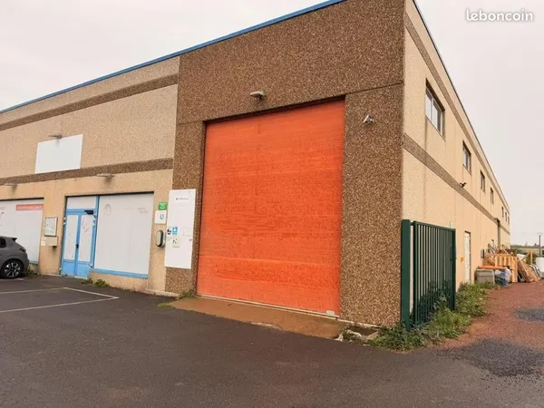 Local d'activité 525 m²
