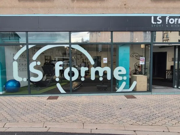 Fonds de commerce loisirs tourisme 130 m²