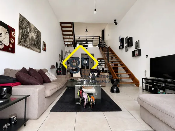Maison de ville 3 chambres avec piscine à vendre à La Possessi