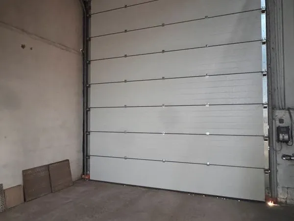 Surface logistique / stockage / entrepôt / garde meubles
