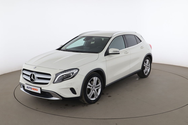 Mercedes-Benz GLA 220 d 4Matic 7G-DCT
