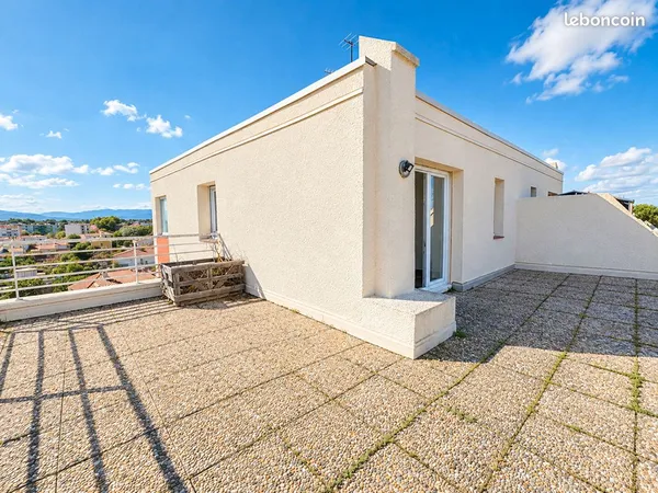 Studio 1 pièce 28 m²