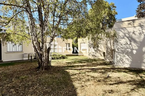 Studio 1 pièce 17 m²