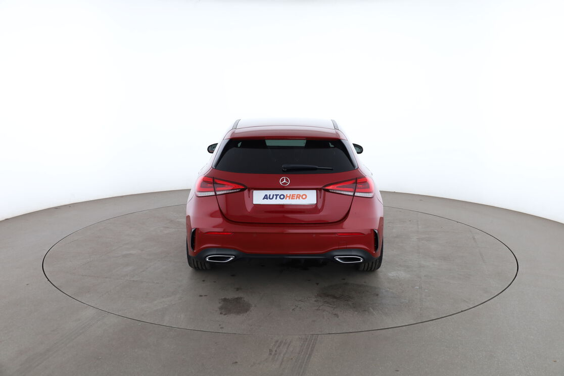Mercedes-Benz Classe A 200 AMG Line 7G-DCT — photo 4